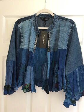 YOUNG THREADS NWT Kimono Blue Denim Patch Size Xlarge